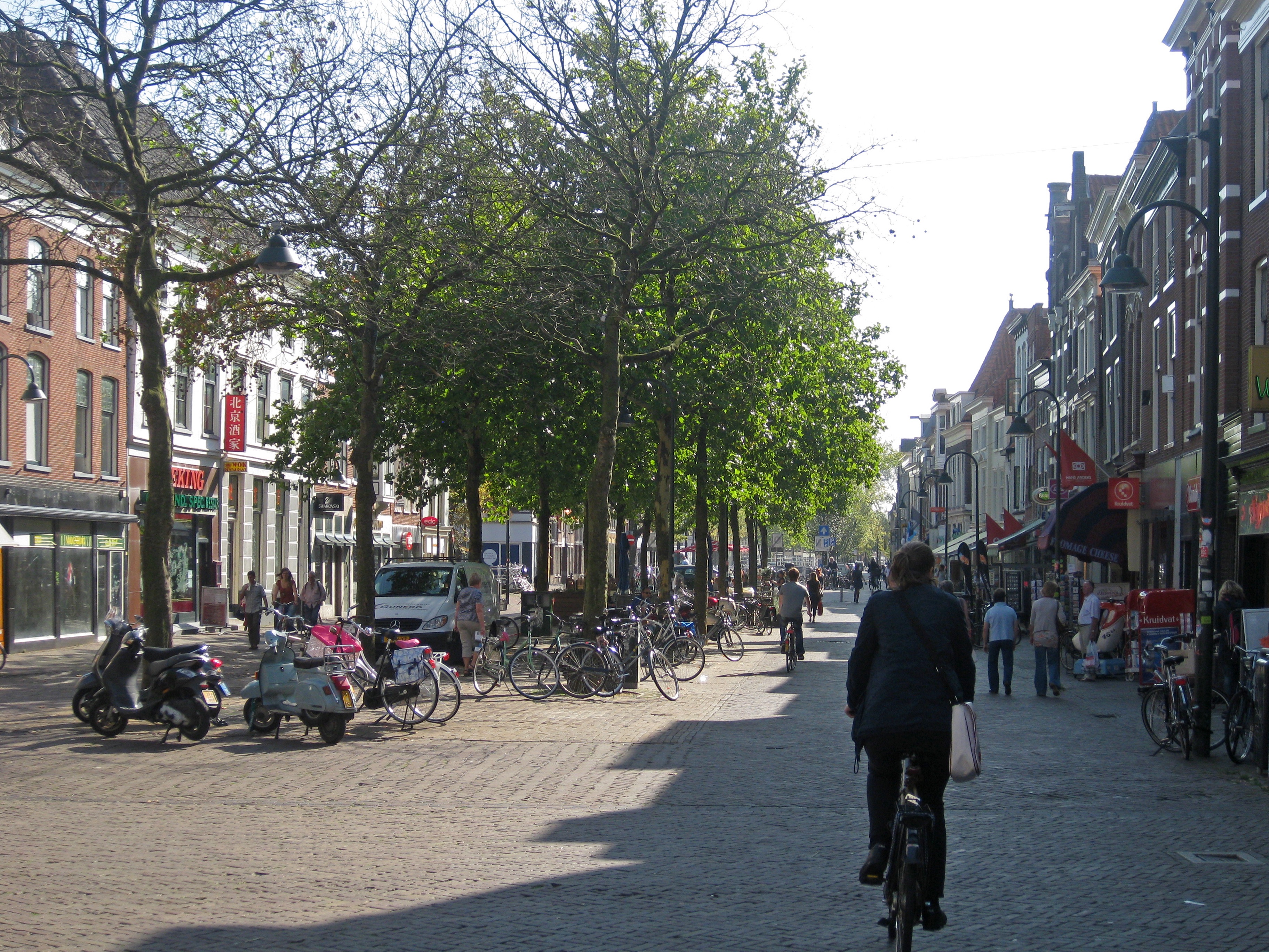 Brabantse Turfmarkt, Delft. Looking south from Burgwal.