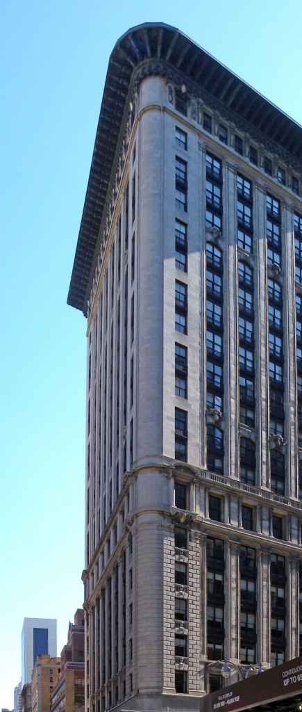 The Biggest Cornices in New York - There are two types of architecture ...